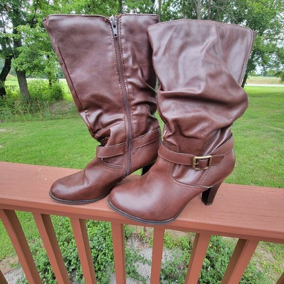 Arizona Jean Company Absolute Chocolate Brown Faux Leather Slouchy Boot Size 10 - Picture 6 of 11